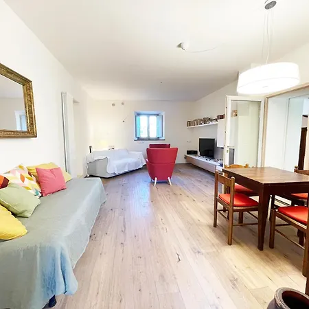 Casa Nobile Vicino Centro דירה *